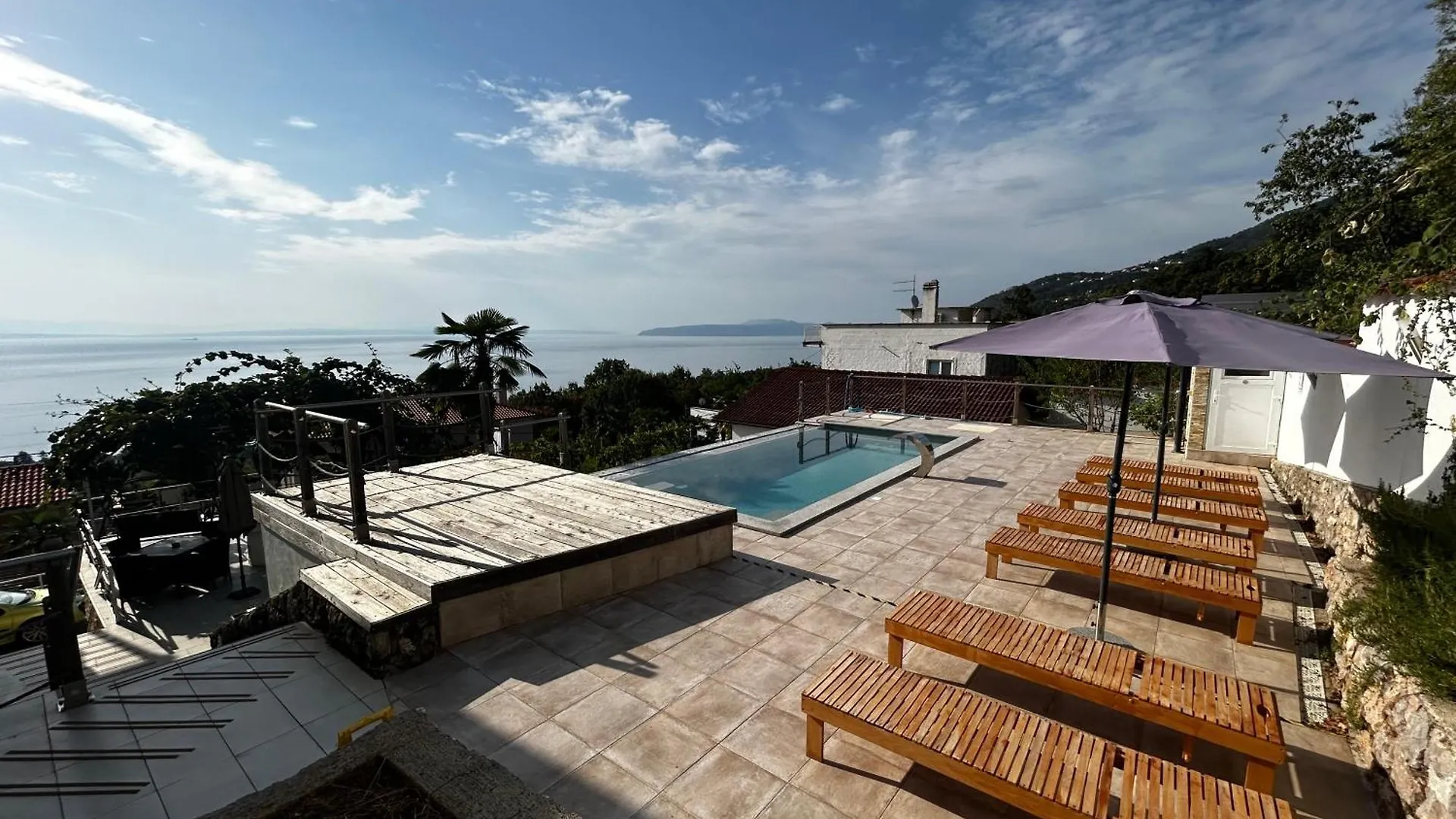 Apartment Apartmani Lovransko Blago Zvonimir
